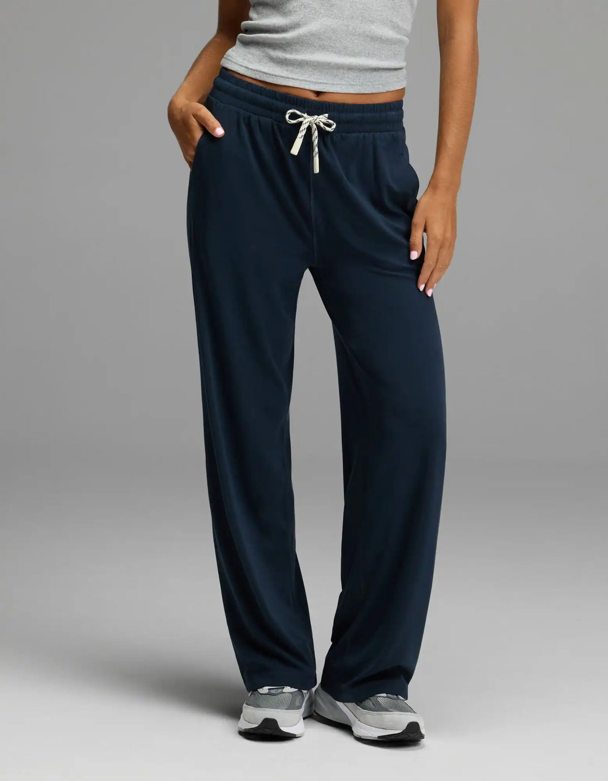 Women's Studio Wide Leg Pant
