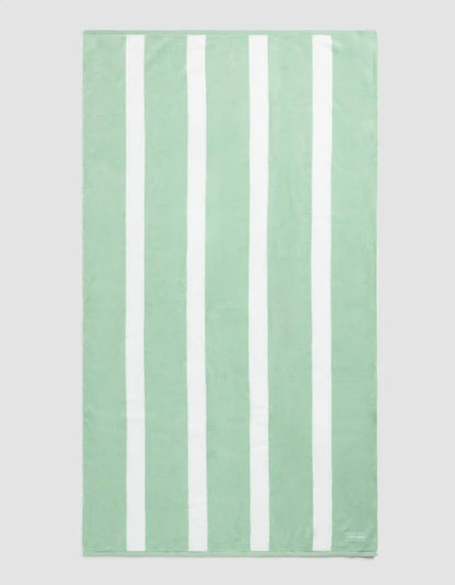 Classic Stripe Resort Towel Bundle