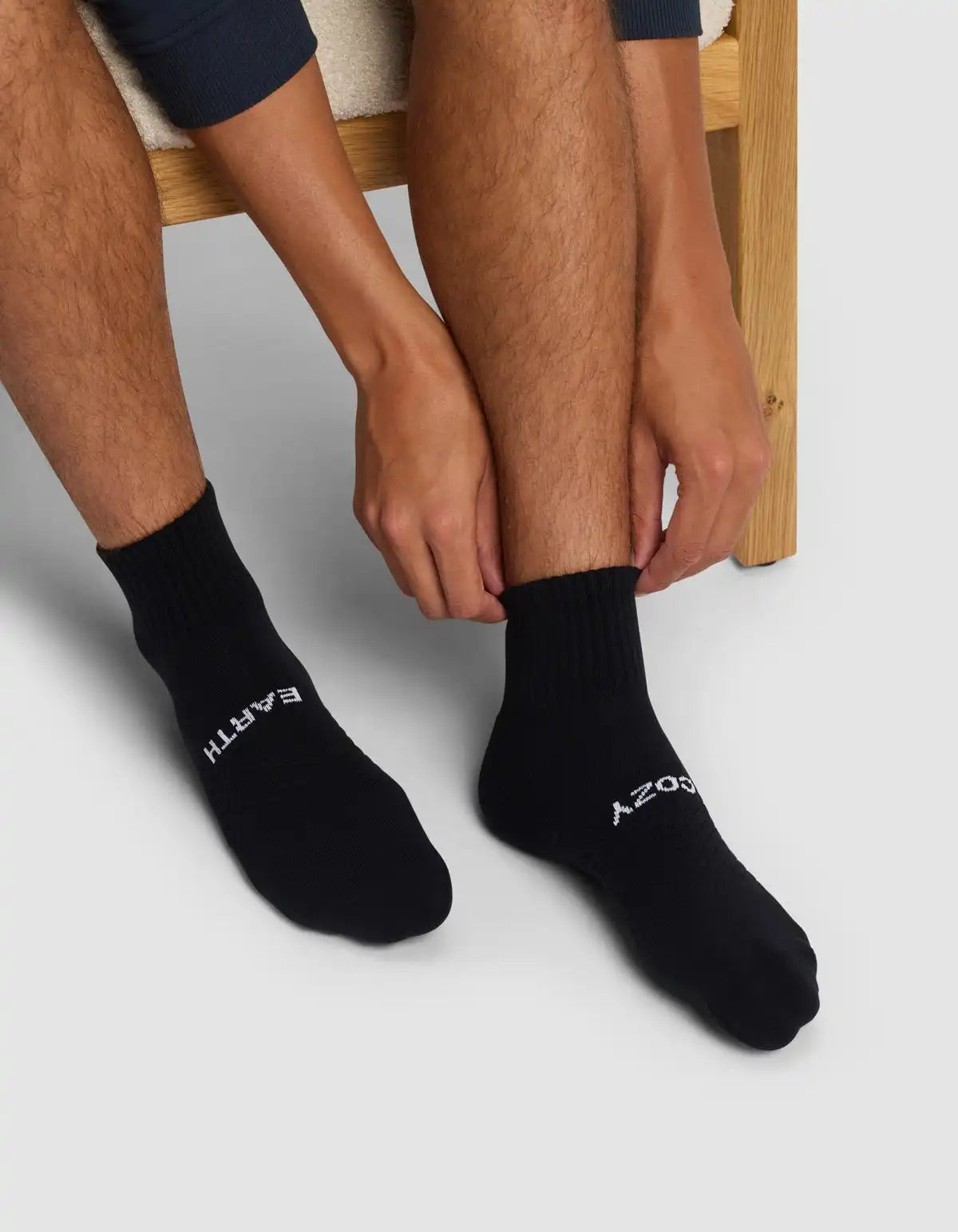 Men's Essential Quarter Sock 8-Pack
