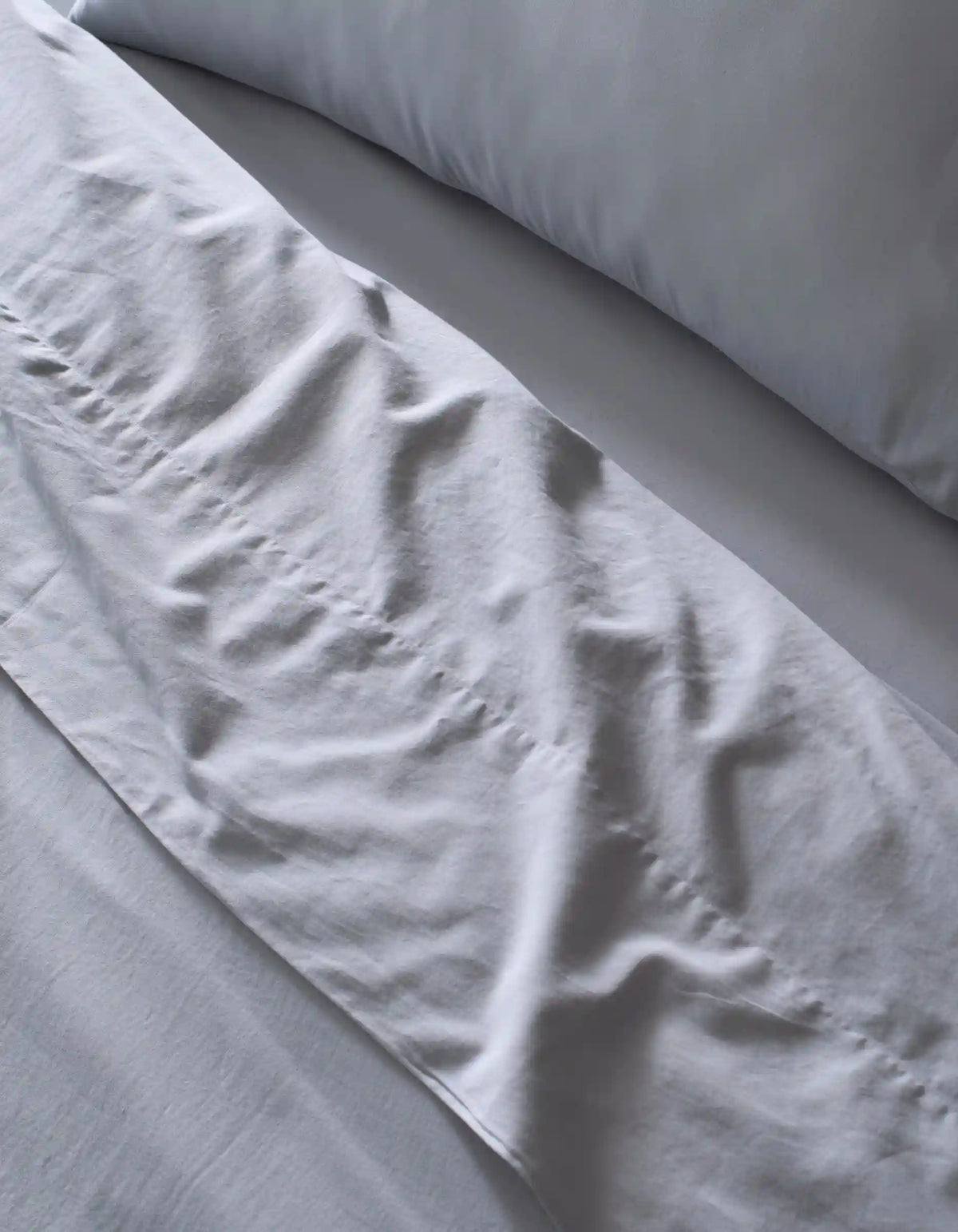 Soft-Wash Cotton Bedding Deluxe Bundle - Down Alternative