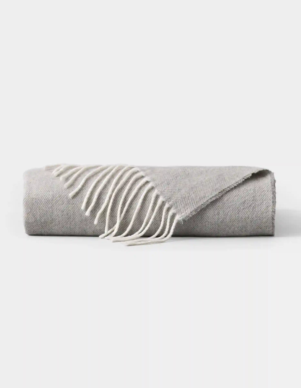 Bamboo Herringbone Tassel Throw