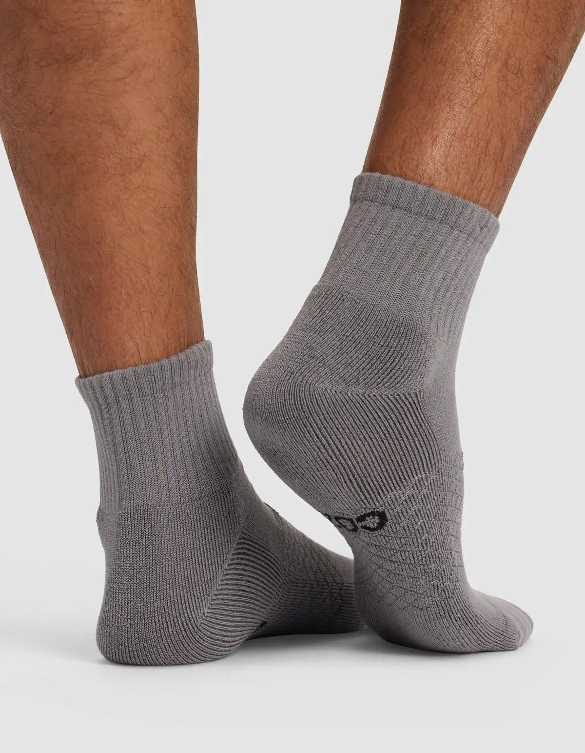 Men's Essential Quarter Sock 4-Pack - Last Chance