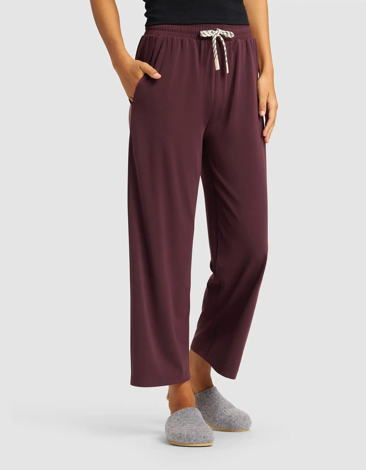 Women's Studio Cropped Wide Leg Pant