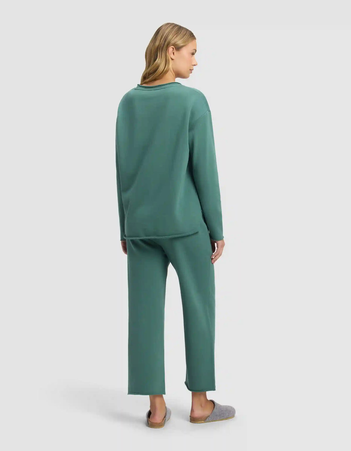 Women's Chelsea Cropped Set