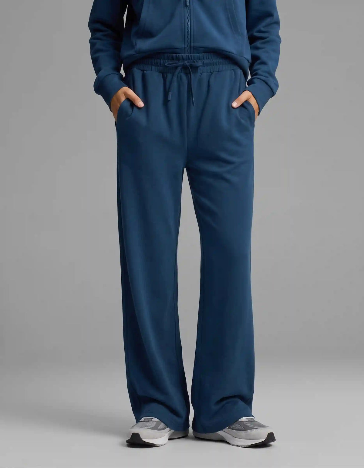 Women's Versa Full-Zip Hoodie & Wide Leg Pant Set