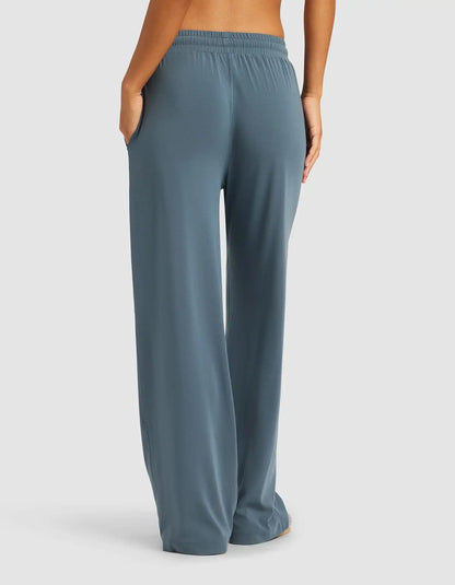 Women's Studio Wide Leg Pant