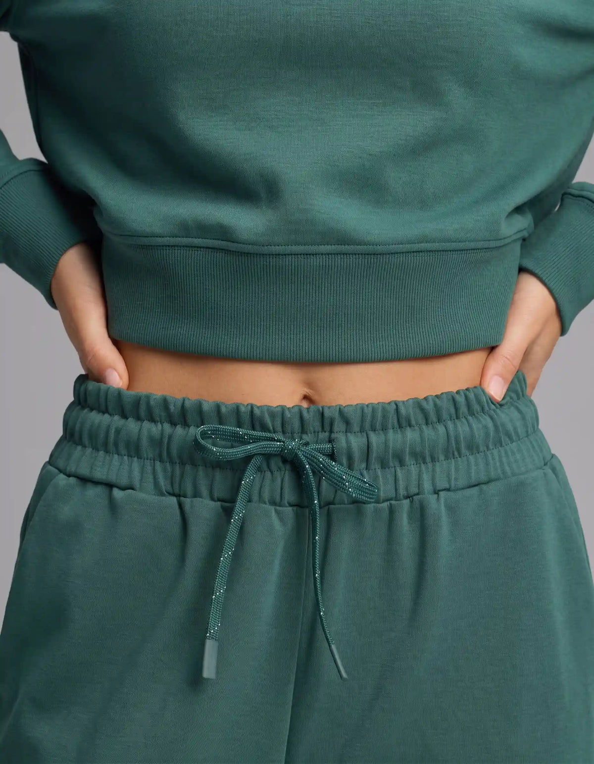 Women's Versa Crewneck & Wide Leg Pant Set