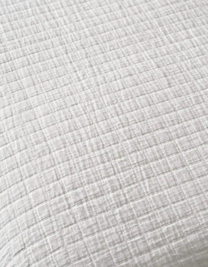 Waterfront Grid Matelasse Blanket