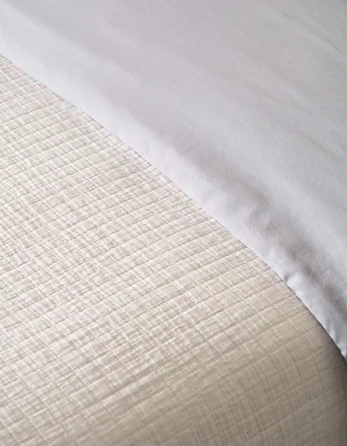 Waterfront Grid Matelasse Blanket