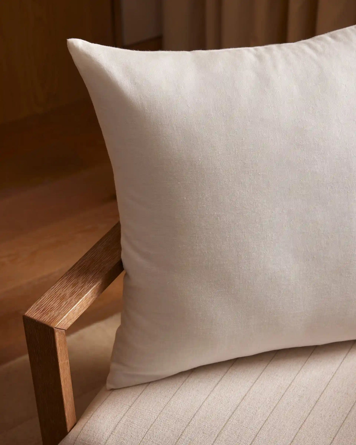 Linen Throw Pillow