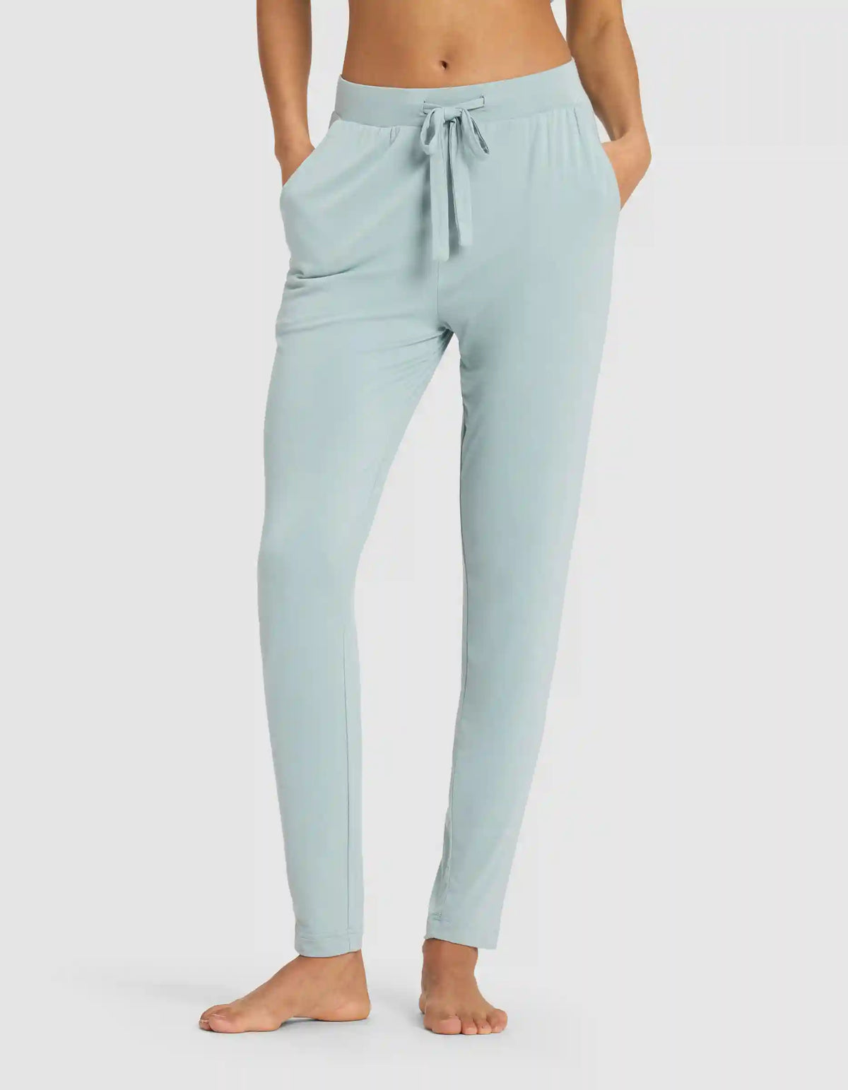 Women's Bamboo Stretch-Knit Tapered Pant - Last Chance