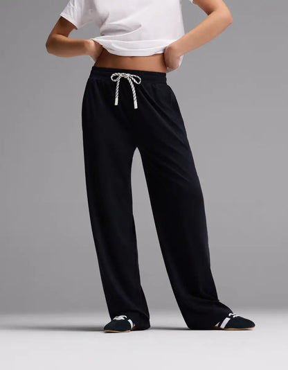 Women's Studio Wide Leg Pant