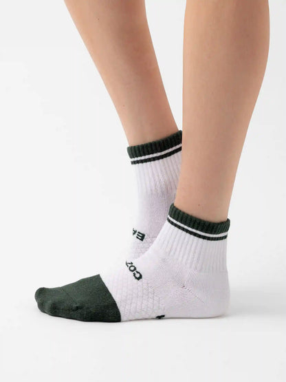 Women's Essential Quarter Sock 4-Pack - Last Chance